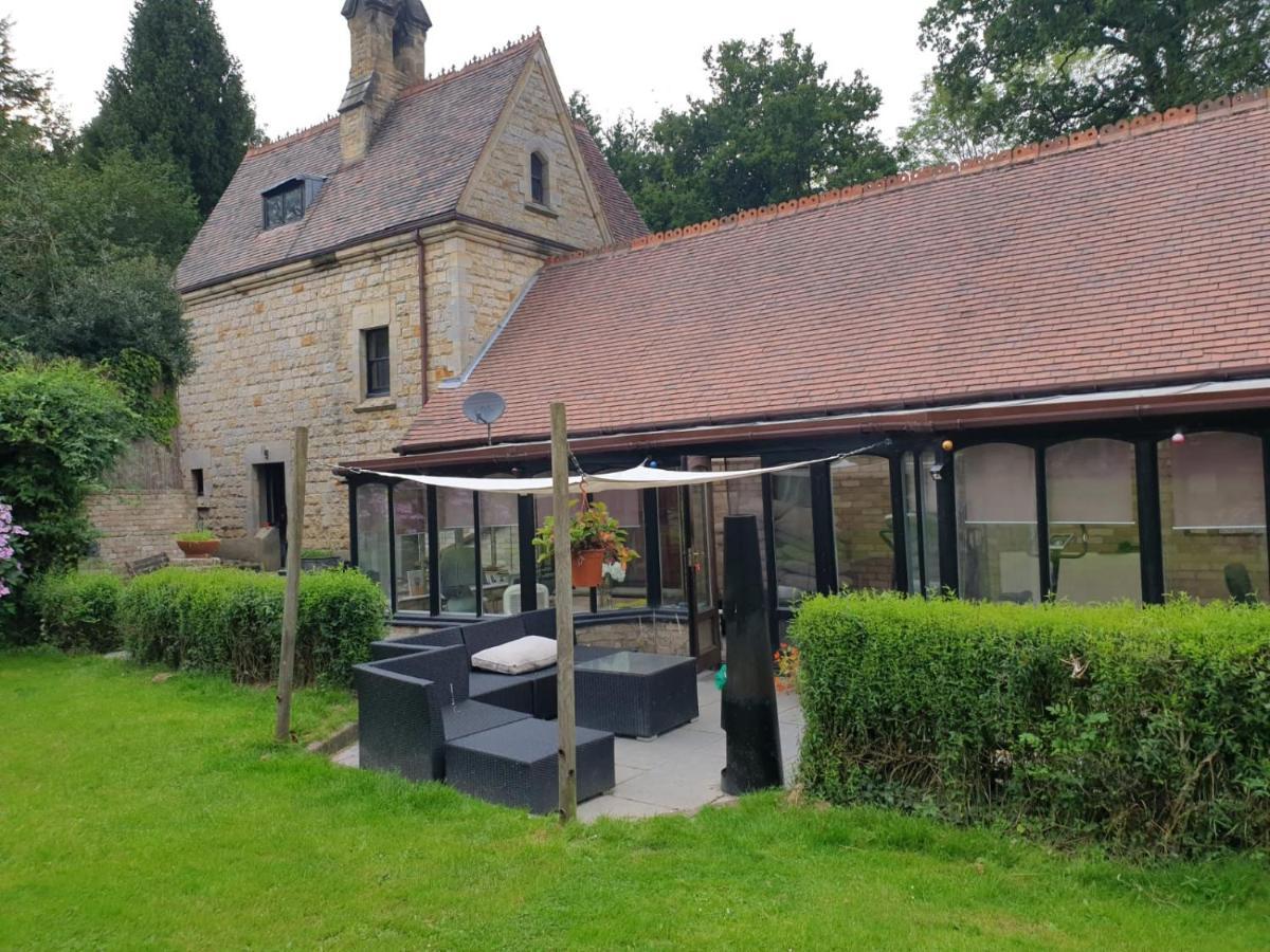 South Lodge House Dormansland Exterior foto